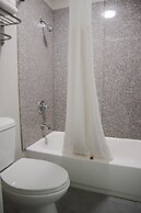 Days Inn by Wyndham Moulton