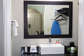 Days Inn by Wyndham Moulton