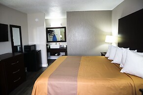 Days Inn by Wyndham Moulton