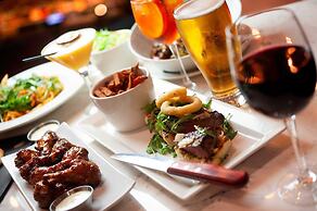 Sandman Signature London Gatwick Hotel