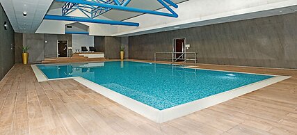 Sandman Signature London Gatwick Hotel