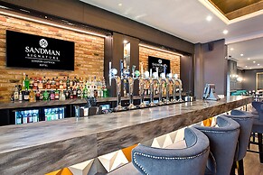 Sandman Signature London Gatwick Hotel