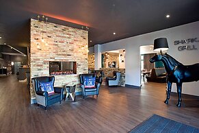 Sandman Signature London Gatwick Hotel