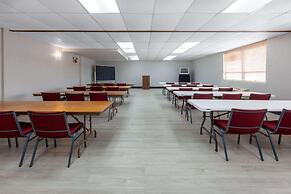 Travelodge by Wyndham Cleveland Airport