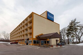 Travelodge by Wyndham Cleveland Airport