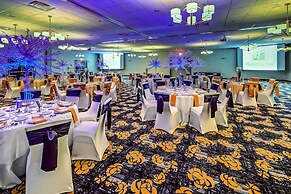 Holiday Inn Cleveland Northeast - Mentor by IHG