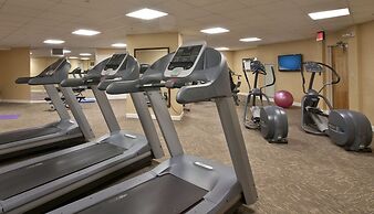 Arlington Court Suites, a Clarion Collection Hotel