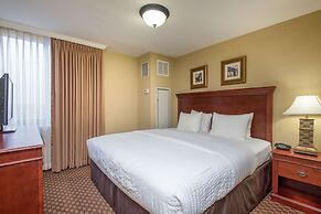 Arlington Court Suites, a Clarion Collection Hotel