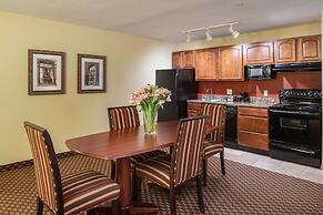 Arlington Court Suites, a Clarion Collection Hotel