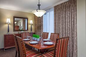 Arlington Court Suites, a Clarion Collection Hotel