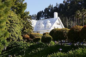 Claremont Resort & Club