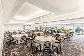 Claremont Resort & Club