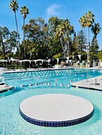 Claremont Resort & Club