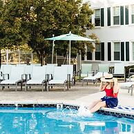 Seaview, A Dolce Hotel