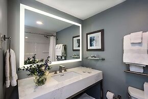 Seaview, A Dolce Hotel