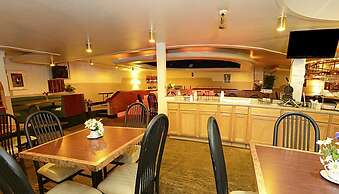 Howard Johnson by Wyndham Benton Harbor/St. Joseph