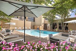 DoubleTree by Hilton Houston Medical Center Hotel & Suites