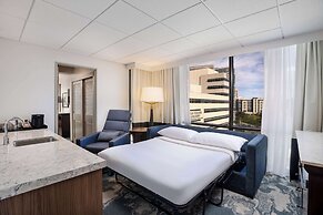 DoubleTree by Hilton Houston Medical Center Hotel & Suites