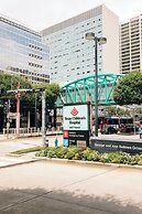 DoubleTree by Hilton Houston Medical Center Hotel & Suites