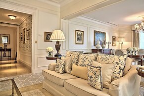 Four Seasons Hotel George V