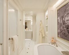 Four Seasons Hotel George V