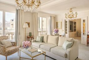 Four Seasons Hotel George V