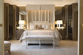 Four Seasons Hotel George V