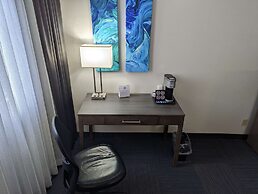 Best Western Plus Toronto Airport Hotel