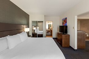 Best Western Plus Toronto Airport Hotel