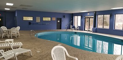 Quality Inn & Suites Lexington near I-64 and I-81