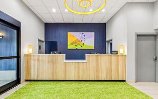 Spark by Hilton Lexington