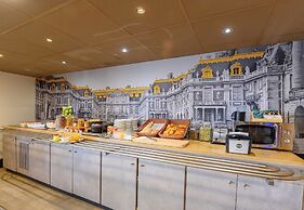B&B HOTEL Versailles Le Chesnay