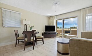 Plantation Hale Suites