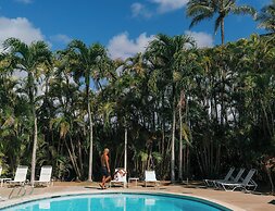 Plantation Hale Suites