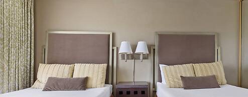 Plantation Hale Suites