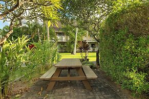 Plantation Hale Suites