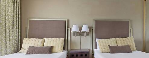 Plantation Hale Suites