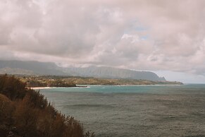 Plantation Hale Suites