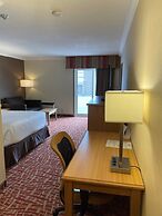 Best Western Plus Cobourg Inn & Convention Centre