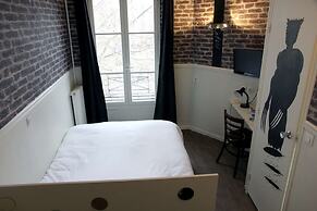 Absolute Hotel Paris République