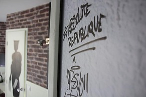 Absolute Hotel Paris République