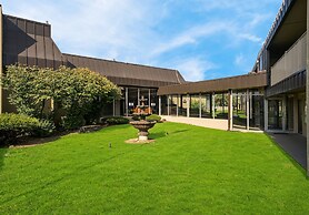 Red Roof Inn Reading