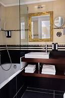 St Gotthard Hotel