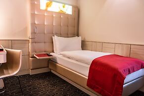 St Gotthard Hotel