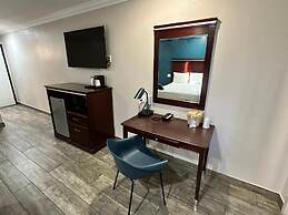 Super 8 by Wyndham Mesa Downtown Near Convention Center