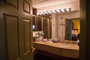 Medicine Hat Lodge, Resort, Casino, and Spa, Trademark Collection by W