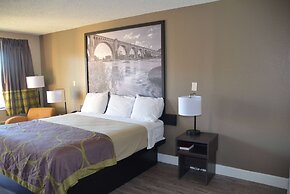 Super 8 by Wyndham Fredericksburg