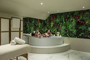 Hotel St Pétersbourg Opéra & Spa