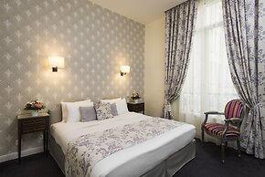 Hotel St Pétersbourg Opéra & Spa