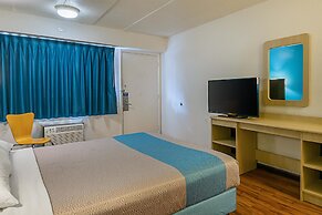 Motel 6 Knoxville, TN - North